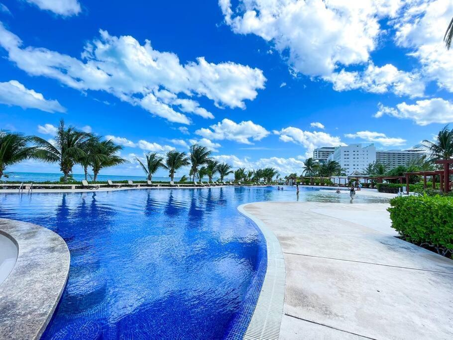 Punta Me Luxury Apartments Ocean View & Beach Front In Amara Cancún Exterior foto