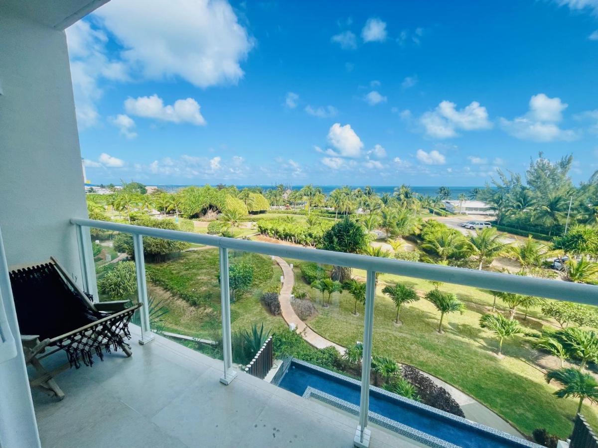 Punta Me Luxury Apartments Ocean View & Beach Front In Amara Cancún Exterior foto